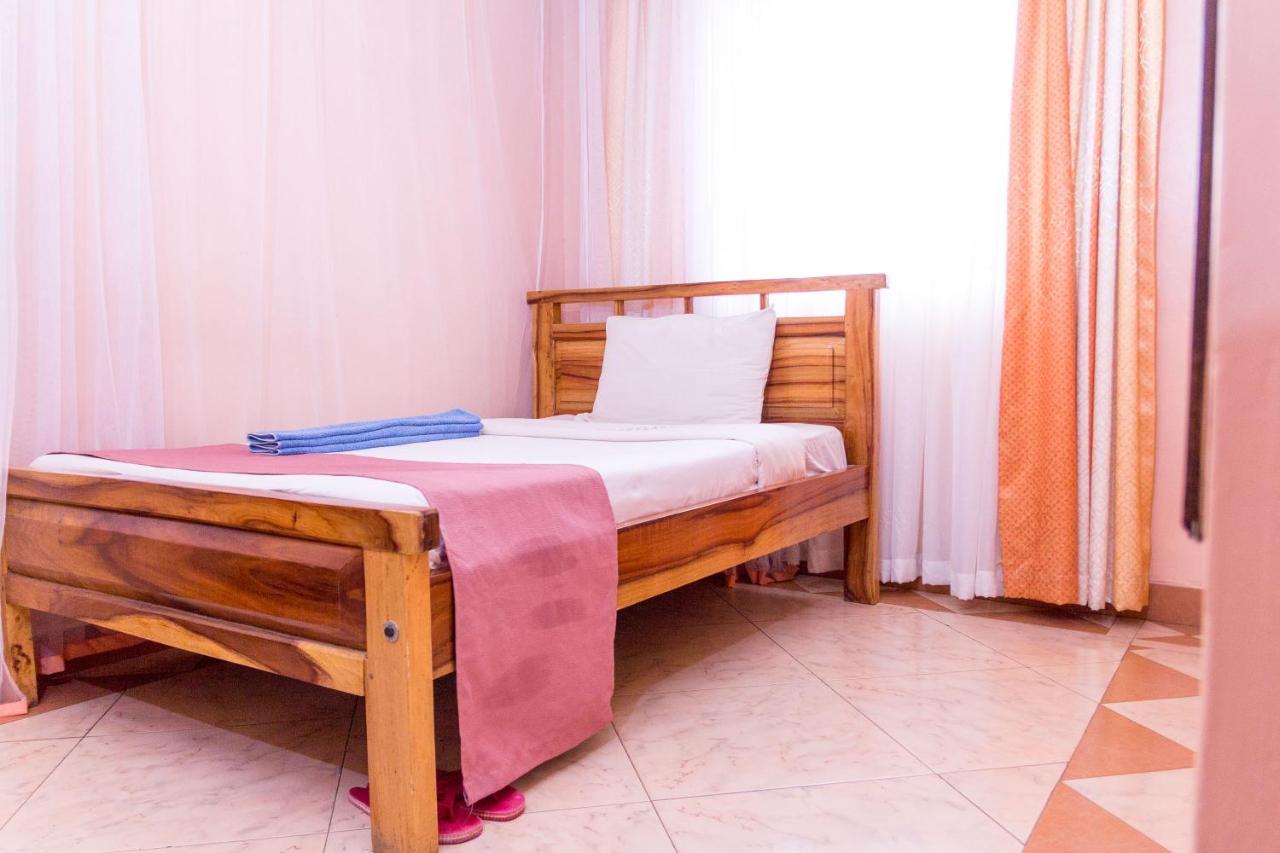 Mooreland Hotel Найроби Экстерьер фото